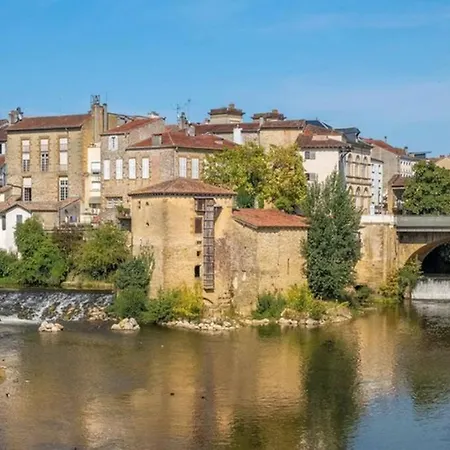 بيت للعطل Lou Barado *